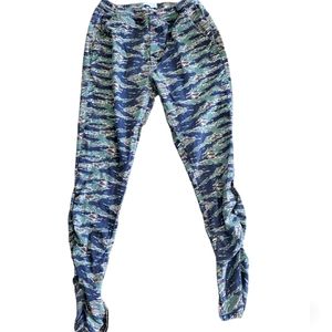 Womens urban outfitters blue camo pants size M multi colored cargo